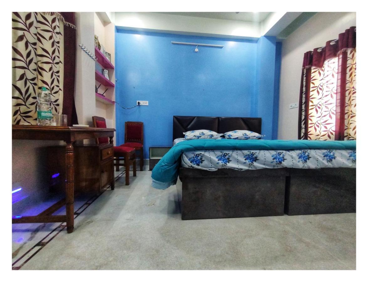 Ujjayanta Homestay Agartala Extérieur photo